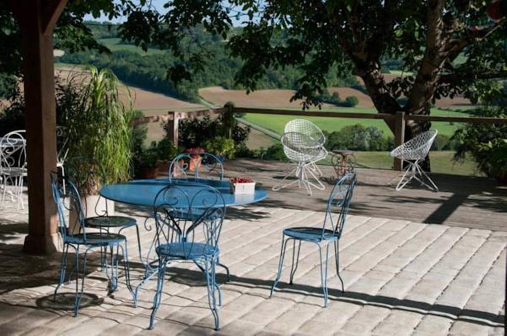 לוזרט Auberge Du Canabal מראה חיצוני תמונה